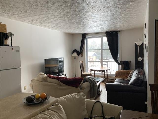 Apartment for rent in Val-alain, Quebec