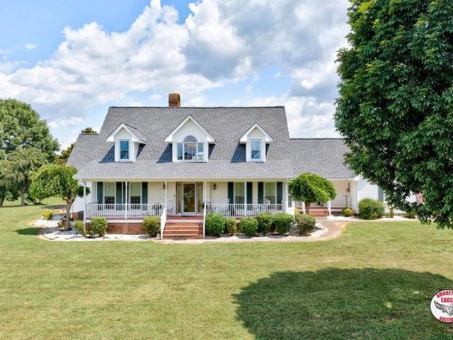 House for sale in Tompkinsville, Kentucky
