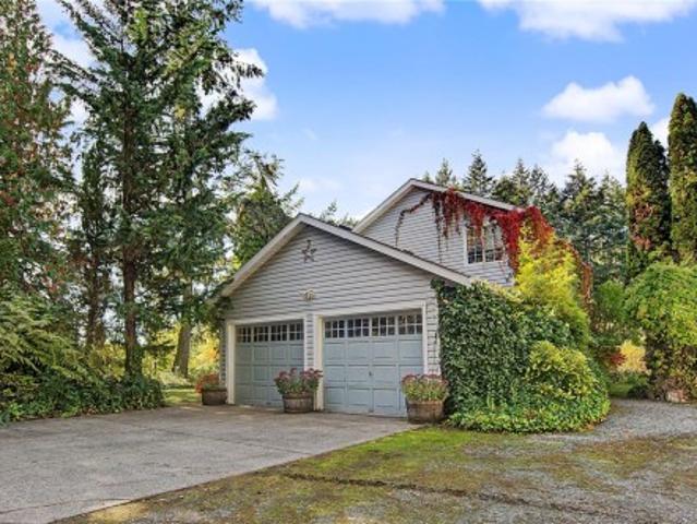 House for sale in Cedar, Area A (Cassidy/Cedar)