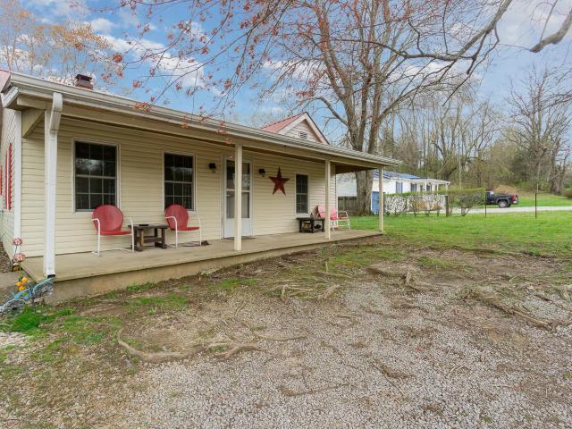 House for sale in Crab Orchard