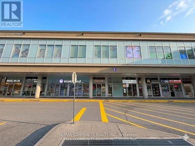 Commercial for rent in York, Ontario
