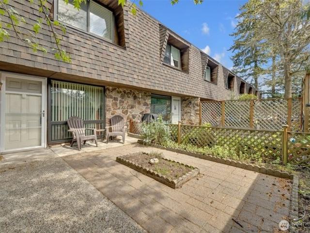 Townhouse for sale in Edmonds, Washington