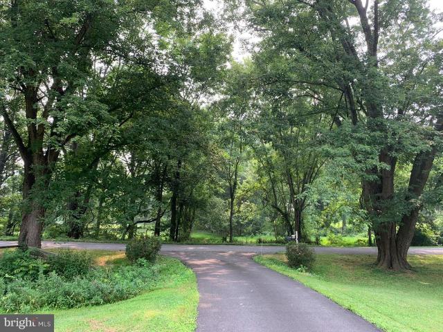 House for sale in Rohrersville, Maryland