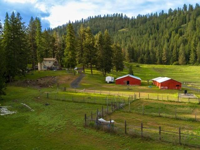 House for sale in Addy, Washington