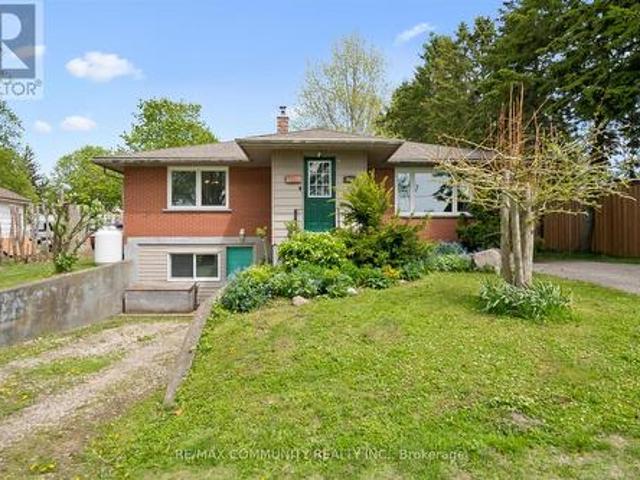 House for sale in Howick, Ontario