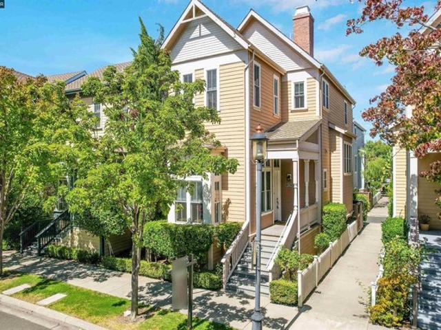 House for sale in Hercules, California