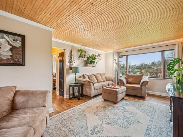 House for sale in Claridge, Pennsylvania