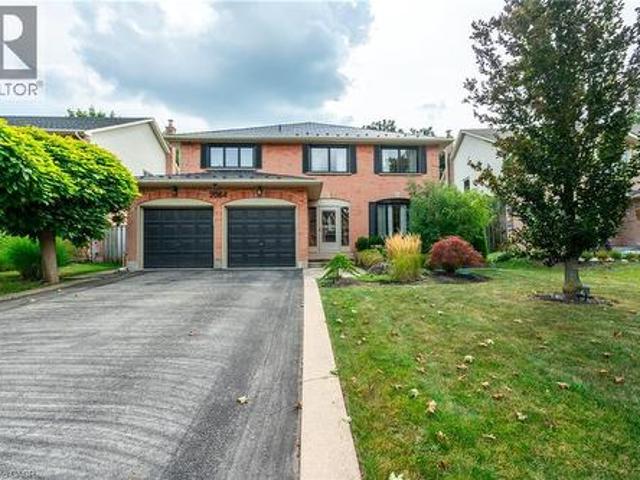 House for sale in Burlington, Golden Horseshoe