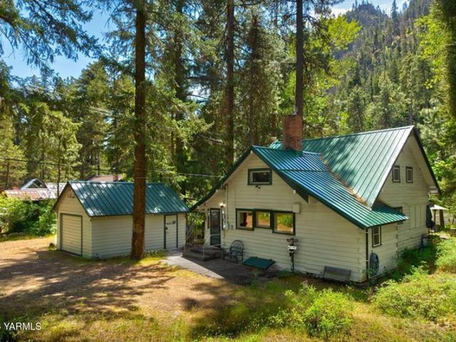 House for sale in Naches, Washington