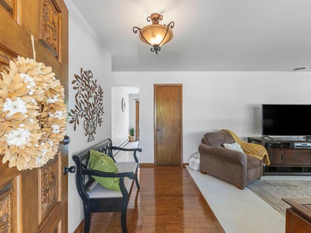 House for sale in Crest Hill, Illinois