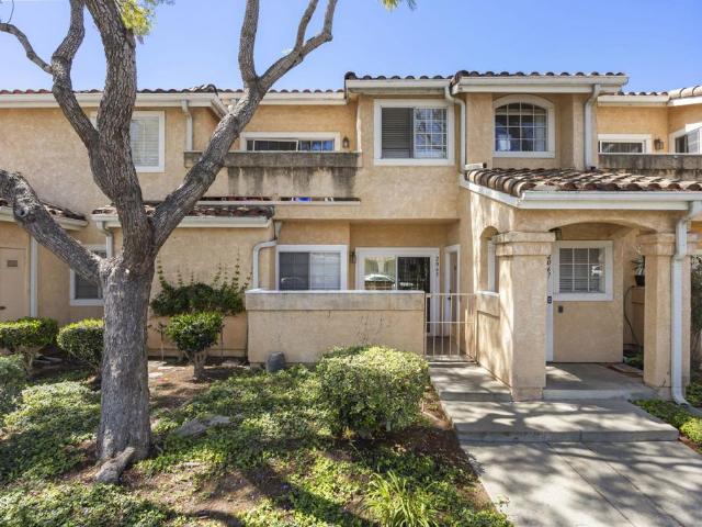 Townhouse for sale in Oxnard, California
