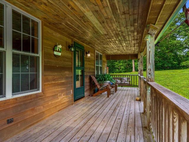 House for sale in Irvine, Kentucky