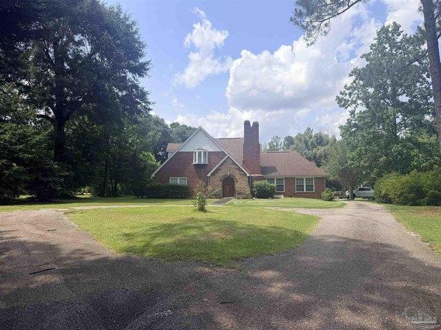 House for sale in Flomaton, Alabama