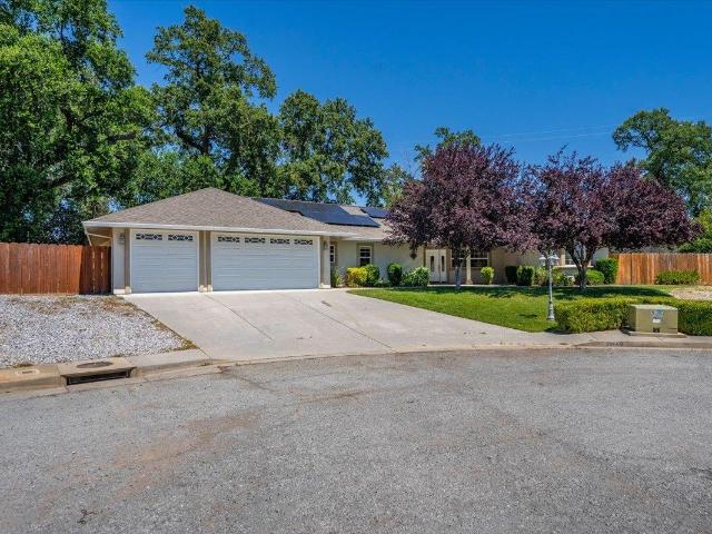 House for sale in Red Bluff, Tehama County