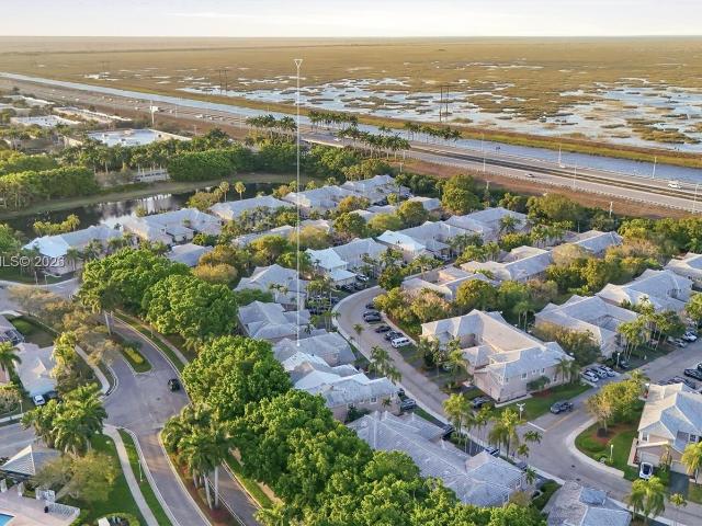 Townhouse for sale in Weston, Florida