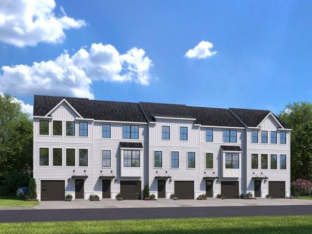 Townhouse for sale in Delaware