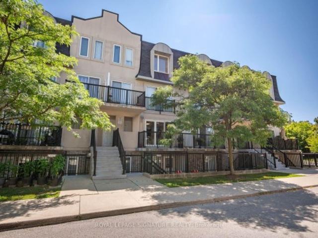Townhouse for sale in Woburn, Ontario