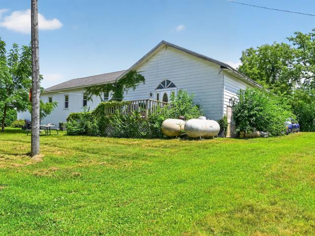 House for sale in Shaws, Amboy
