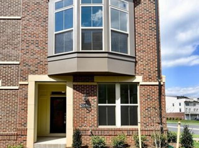 Townhouse for sale in Virginia