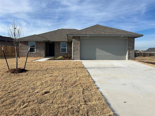 House for sale in Harrah, Oklahoma