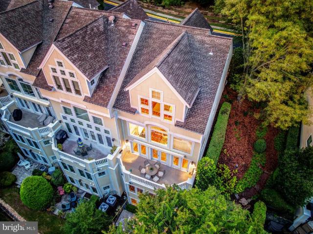 Townhouse for sale in Virginia