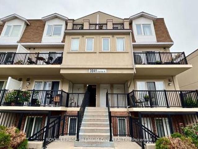 Townhouse for rent in Woburn, Ontario