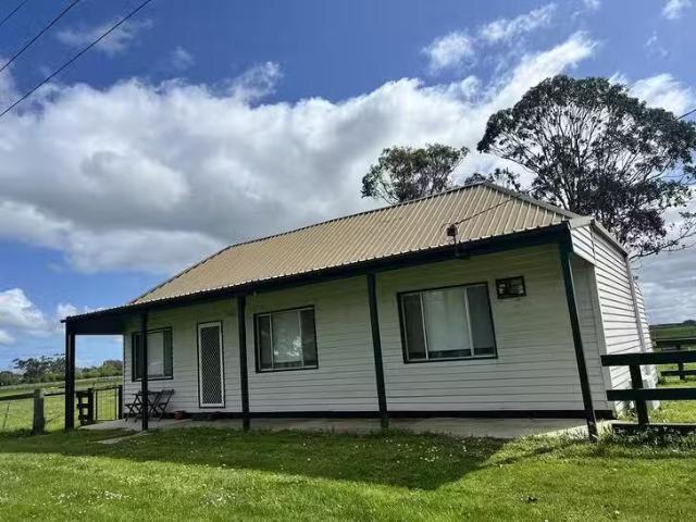House for rent in Heywood, Victoria
