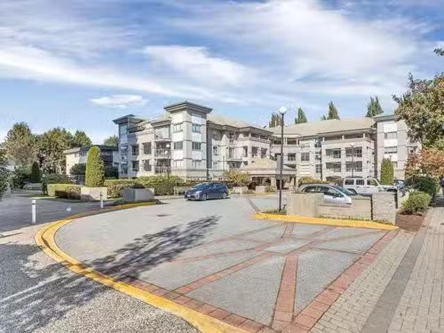 House for sale in City Centre, Surrey