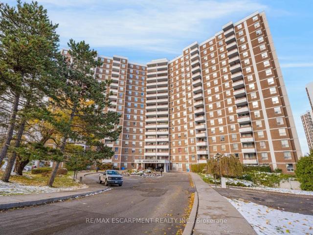 Condo for sale in Woburn, Ontario