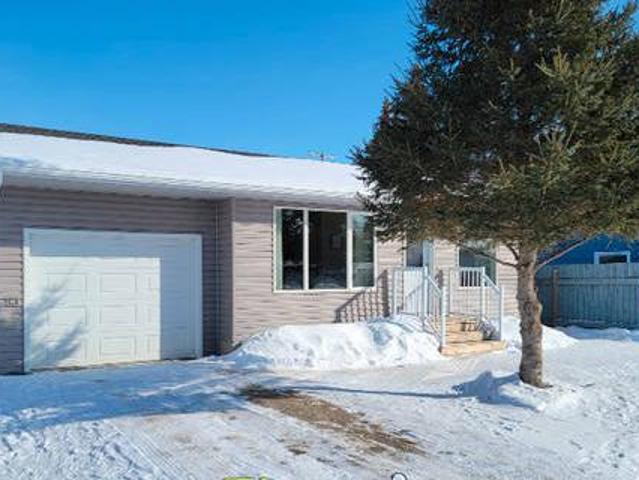 House for sale in Saskatoon, Saskatchewan