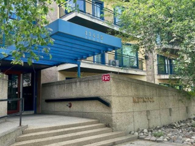Condo for sale in Wedgewood, Alberta