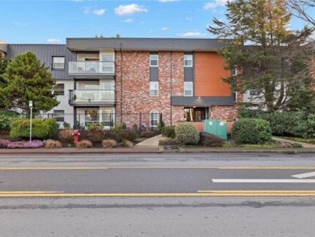 Condo for sale in Saanich, British Columbia