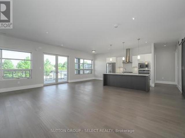 Condo for sale in Arva, Ontario