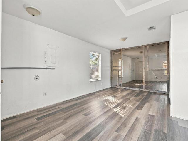 House for sale in Collinsville, Grayson County