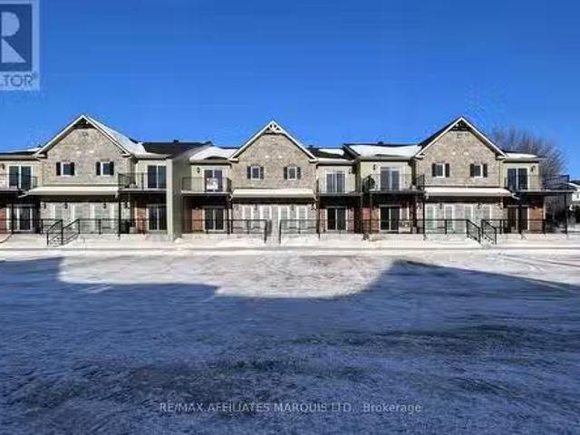 Condo for sale in Cornwall, Ontario