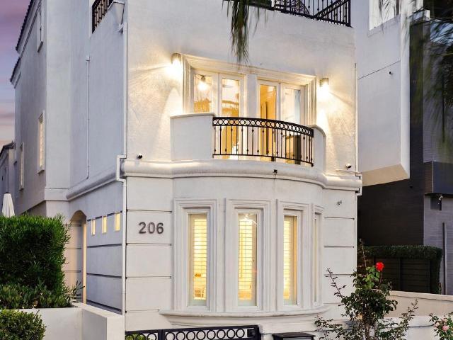 House for sale in Huntington Beach, California