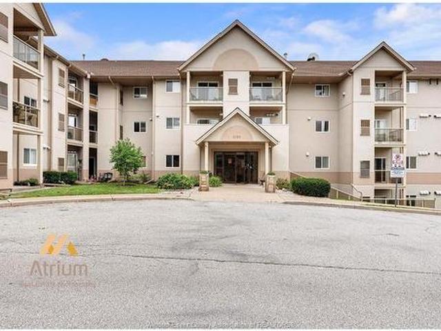 Condo for sale in Sandwich, Windsor