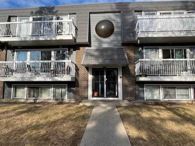 Apartment for sale in Alberta