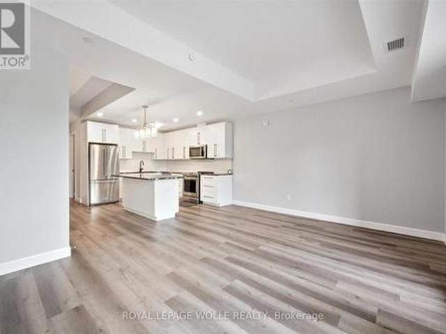 Condo for sale in Kitchener, Ontario