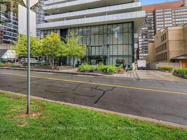 Condo for sale in Woburn, Ontario