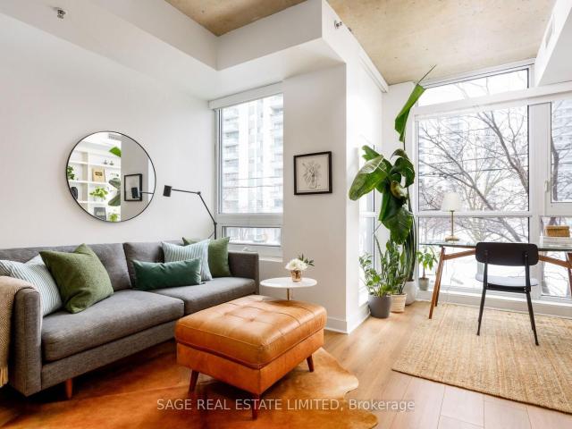 Condo for sale in Woburn, Ontario