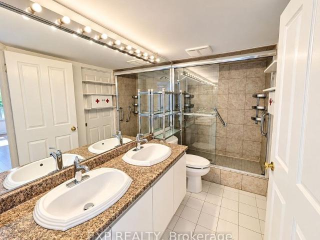 House for rent in Thornhill, Vaughan