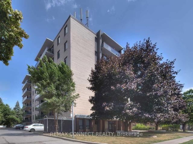 Condo for sale in Scarborough Centre, Toronto