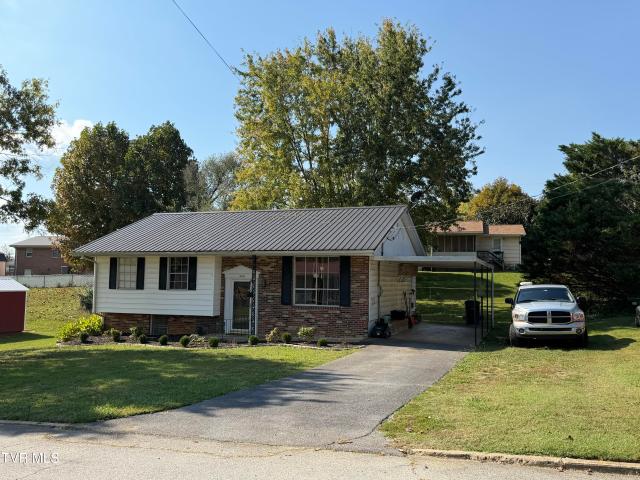 House for sale in Home Field Terrace, Greeneville