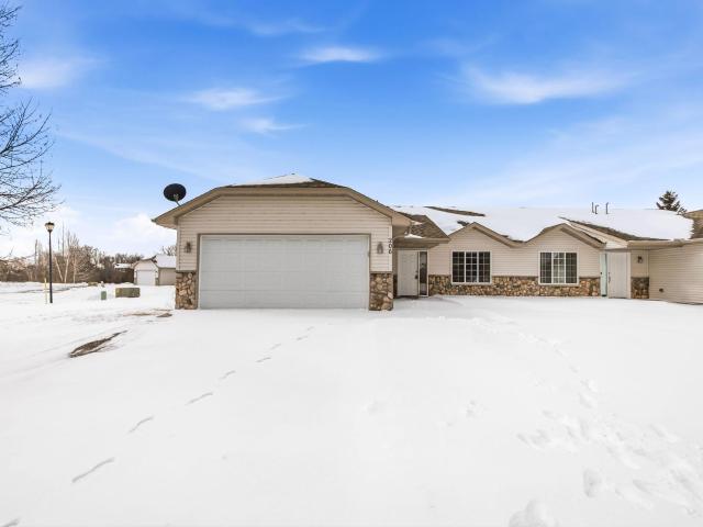 House for sale in Braham, Minnesota