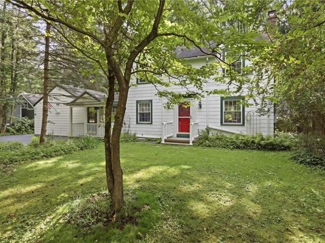 House for sale in Oak Hill, New York