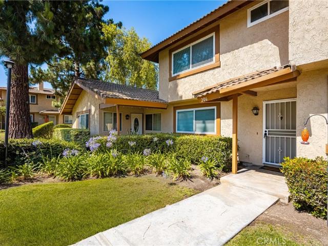 Townhouse for sale in Placentia