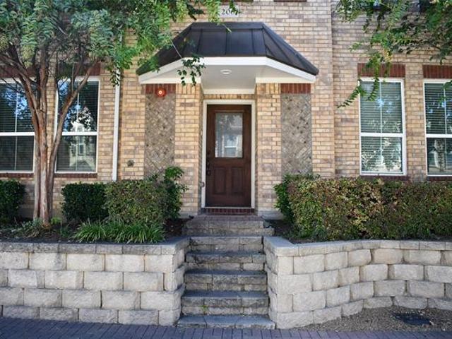 Townhouse for sale in Lewisville