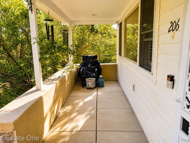 House for sale in Davisburg, Springfield Charter Township