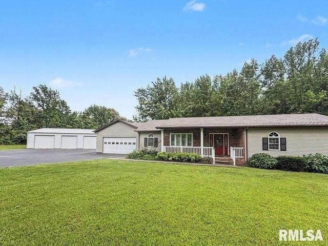 House for sale in Harrisburg, Illinois